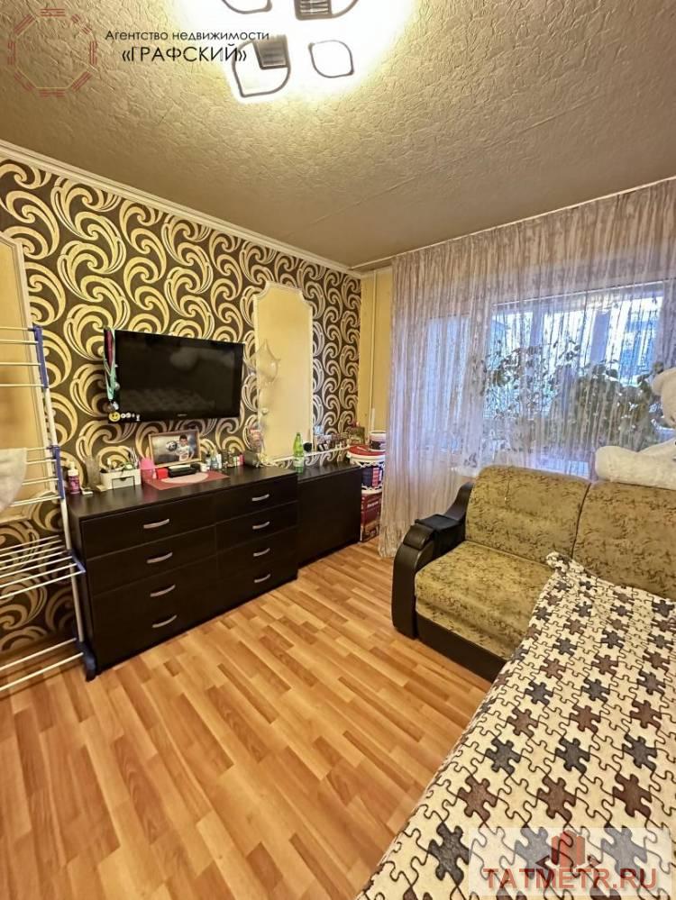 Продажа / Квартиры, Казань, Чистопольская улица, 10 500 000 Продаю 3-х комнатную квартиру на 2 этаже 10-ти этажного дома в самом центре Ново-Савиновского района. Удобная... - 3