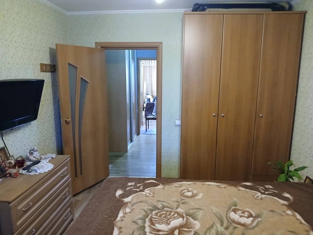 Продажа / Квартиры, Казань, Академика Завойского улица, 8 200 000 3 ком ул. Академика Завойского д. 18 Хорoшая трeхкомнатная квартира, 8 эт. / 9 этажного панельного дома. 65,3 /... - 15