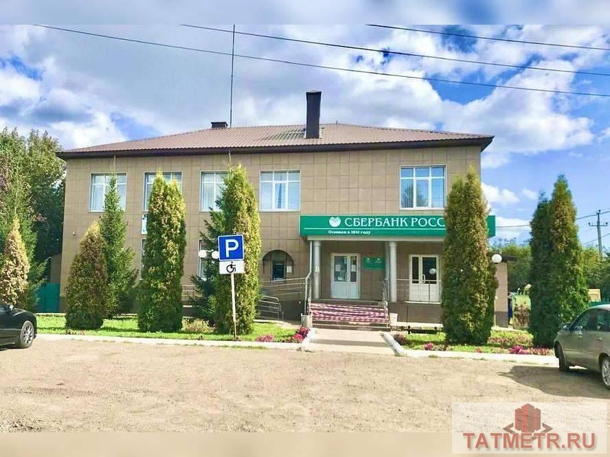 Продажа / Commercial / Free purpose, поселок городского типа Апастово, Октябрьская улица, 5 979 600 Помещение свободного назначения площадью 615.2 м2. Помещение располагается в 2-этажном здании, находится на 1 этаже...