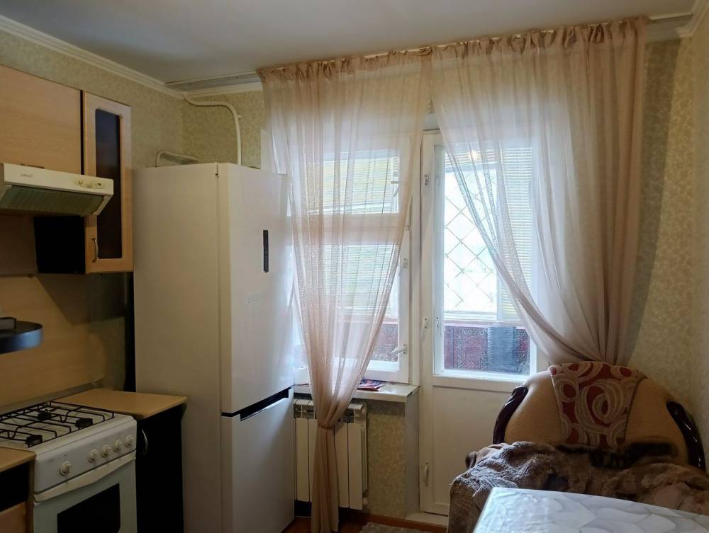 Продажа / Квартиры, Набережные Челны, Раскольникова улица, 4 750 000 Продаю 1-комнатную квартиру по адресу: г.Набережные Челны, Центральный район, 36 комплекс, ул.Раскольникова. На 1-м... - 3