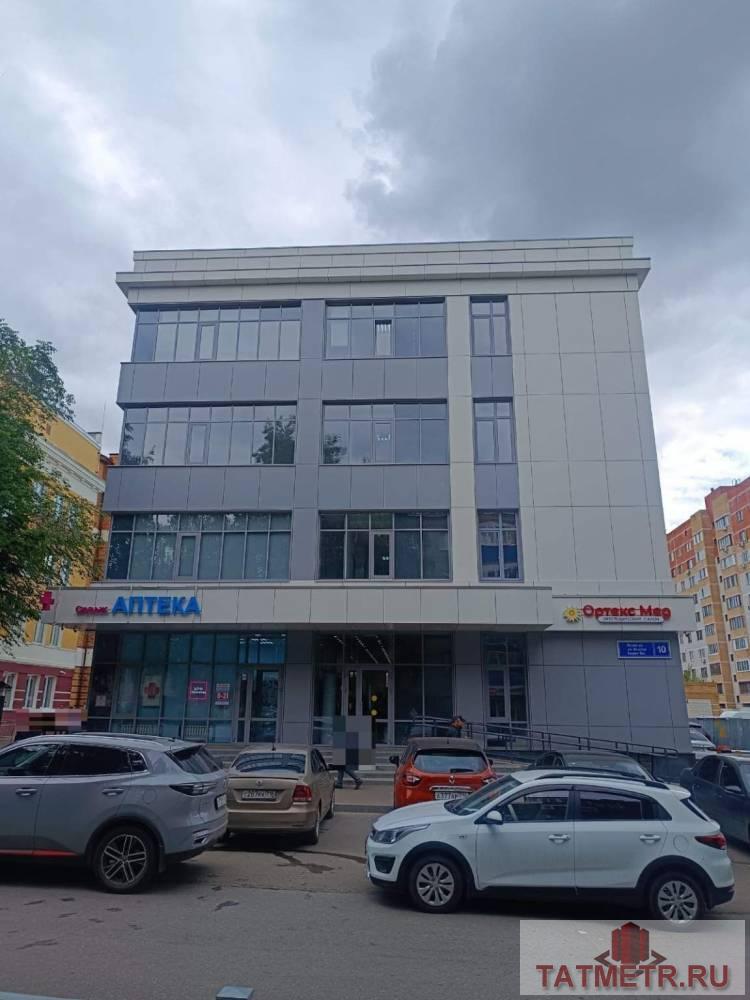 Предлагаем в аренду офисные помещения в новом четырехэтажном Бизнес центре 'Исаева', расположенном на ул. Исаева,...