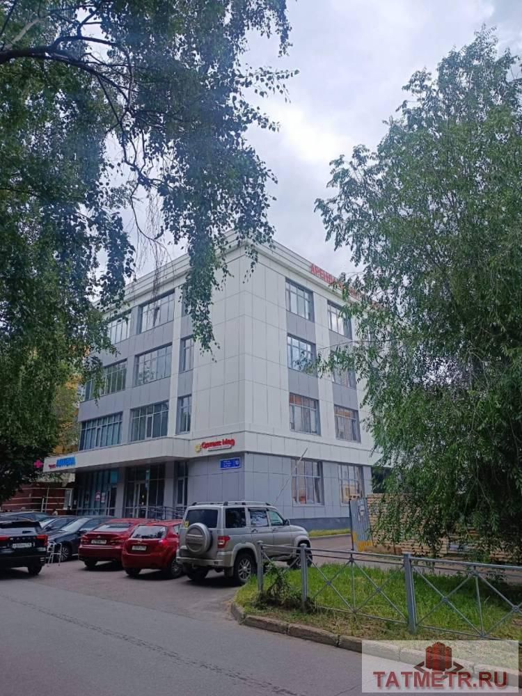 Аренда / Commercial / Office, Казань, Исаева улица, 20 606 Предлагаем в аренду офисные помещения в новом четырехэтажном Бизнес центре 'Исаева', расположенном на ул. Исаева,...
