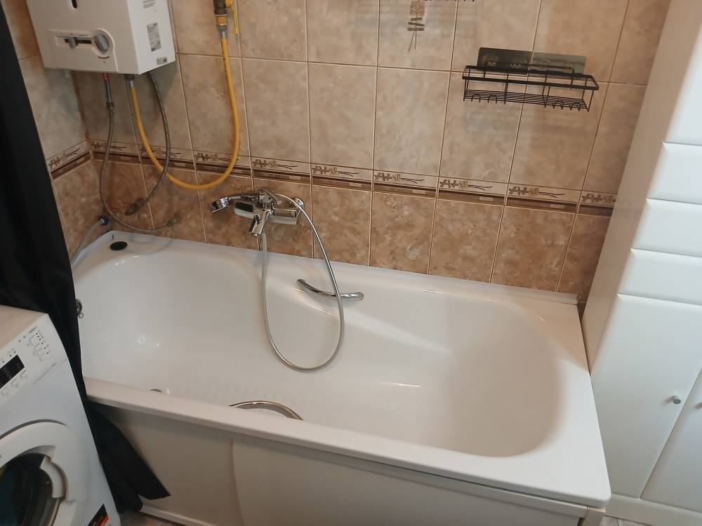 2	ком ул. Теплично-Комбинатская  д. 4      - 16