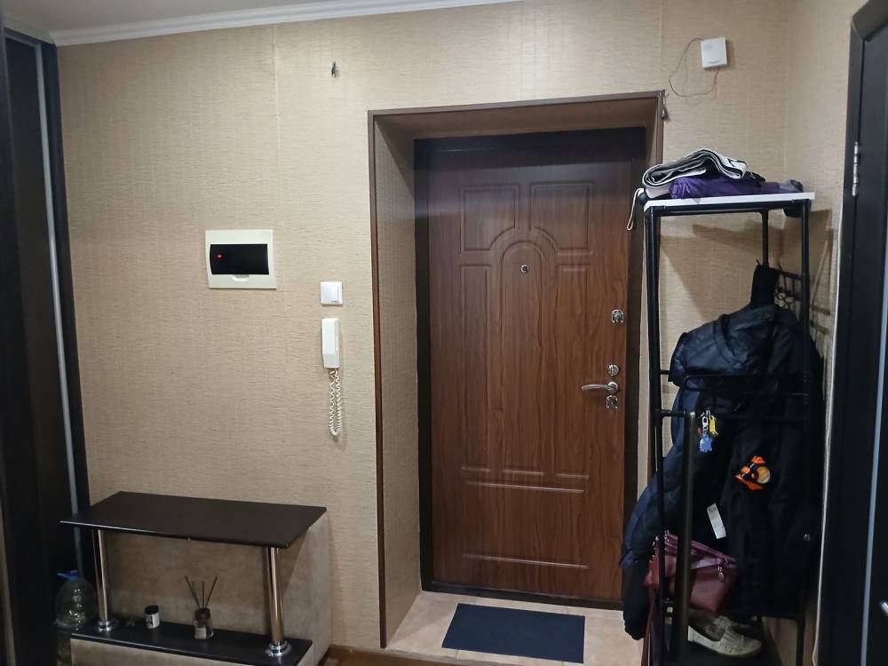 1	ком ул. Академика Завойского  д. 21        - 18