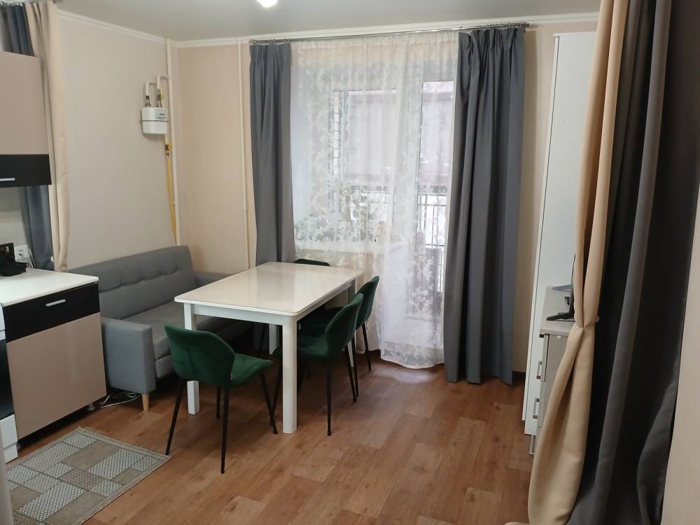 1	ком ул. Академика Завойского  д. 21        - 8